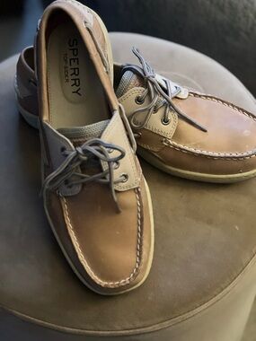Sperry Light Tan Boat Shoes Size 11